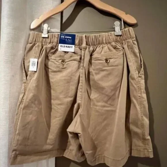 NWT OG Chino Short, High Waisted, MAKE AN OFFER - Picture 2 of 3